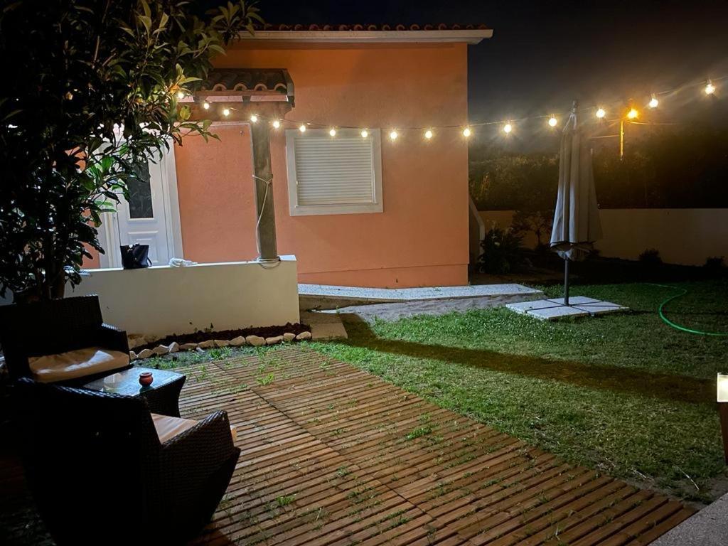 Moradia Alegre No Centro Da Vila Da Tocha. Bagian luar foto